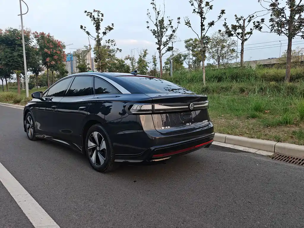 Volkswagen ID.7 VIZZION — миниатюра 5