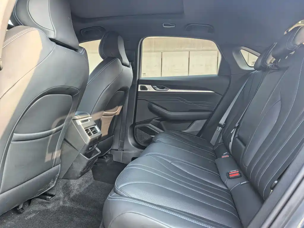 GEELY AUTOMOBILE XINGRUI