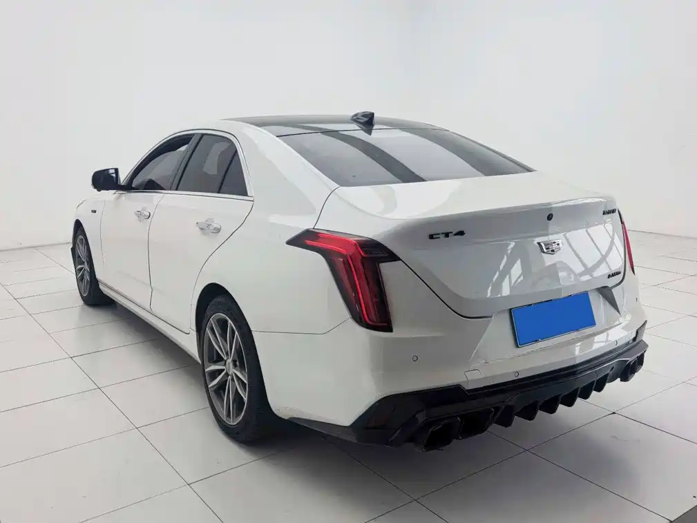 Cadillac CT4 — миниатюра 7
