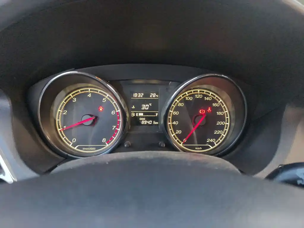 Bestune B30 — миниатюра 7