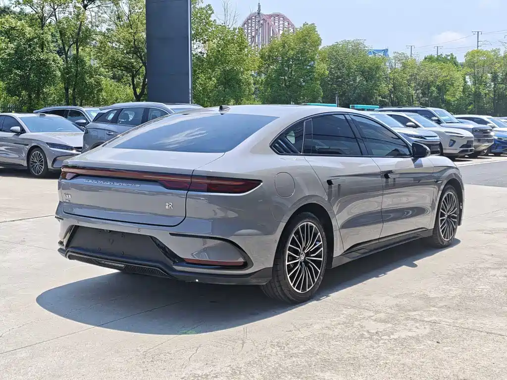 BYD Han 2025 DM-i Smart Drive 125KM Flagship