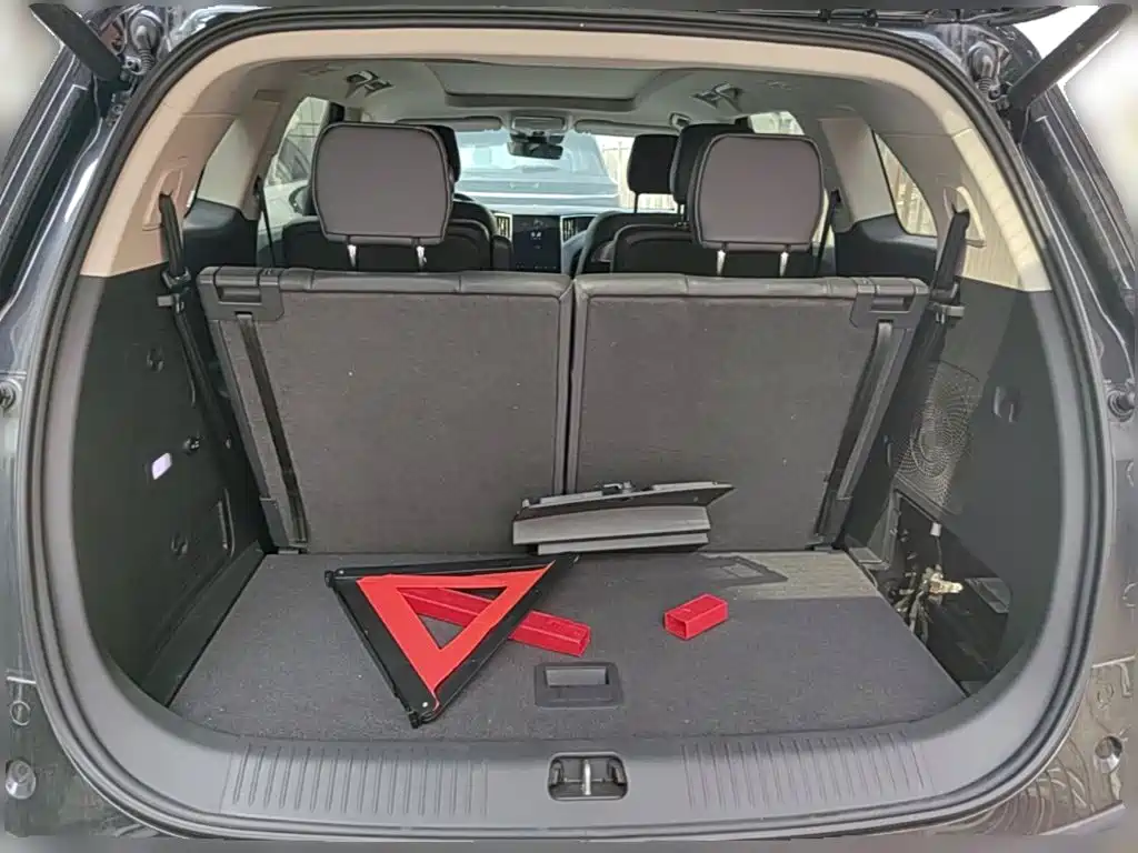 Hongqi Hongqi HS7 PHEV — миниатюра 24