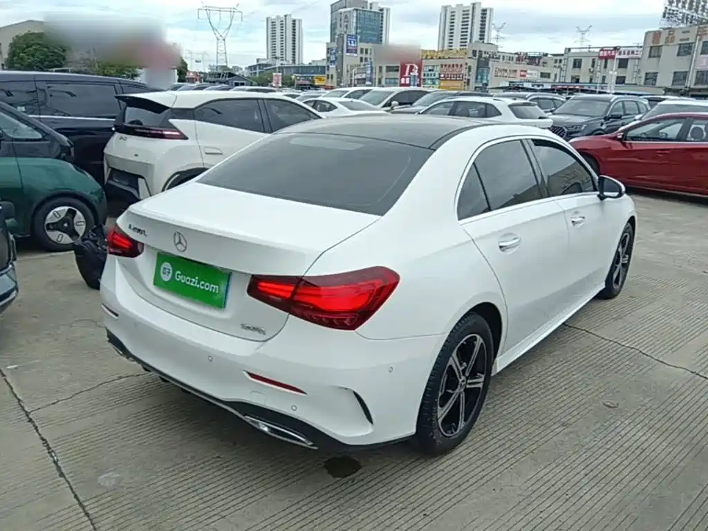 Mercedes-Benz A-Class A 2024 A 200 L Fashion