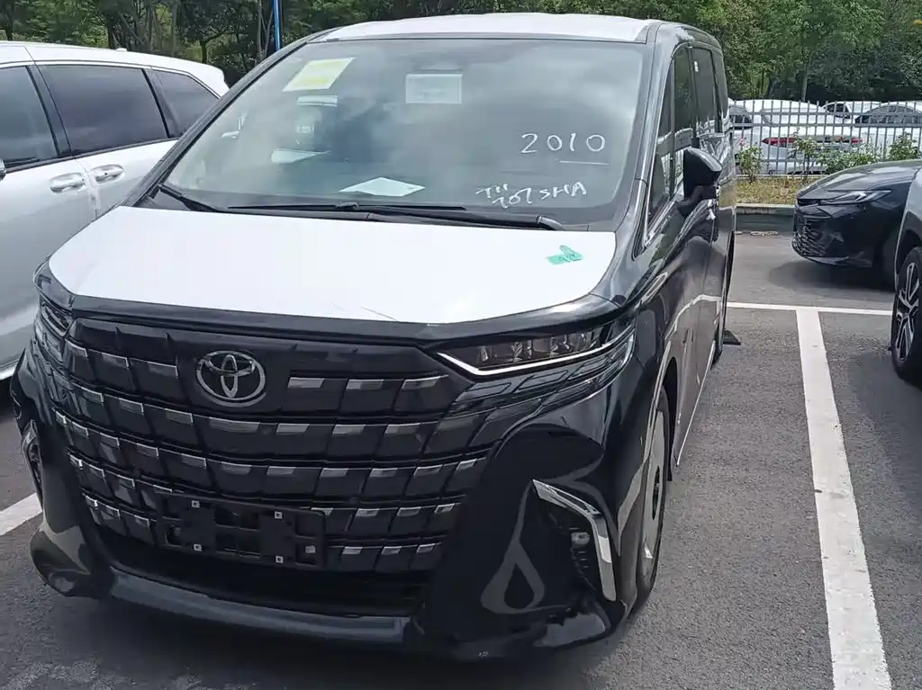 Toyota Alphard 0