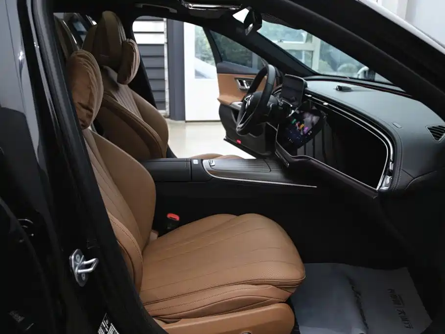 Mercedes-Benz E-Class New Energy — миниатюра 22