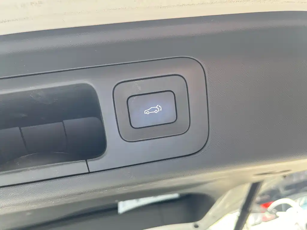 GAC Motor Trumpchi E8 — миниатюра 20