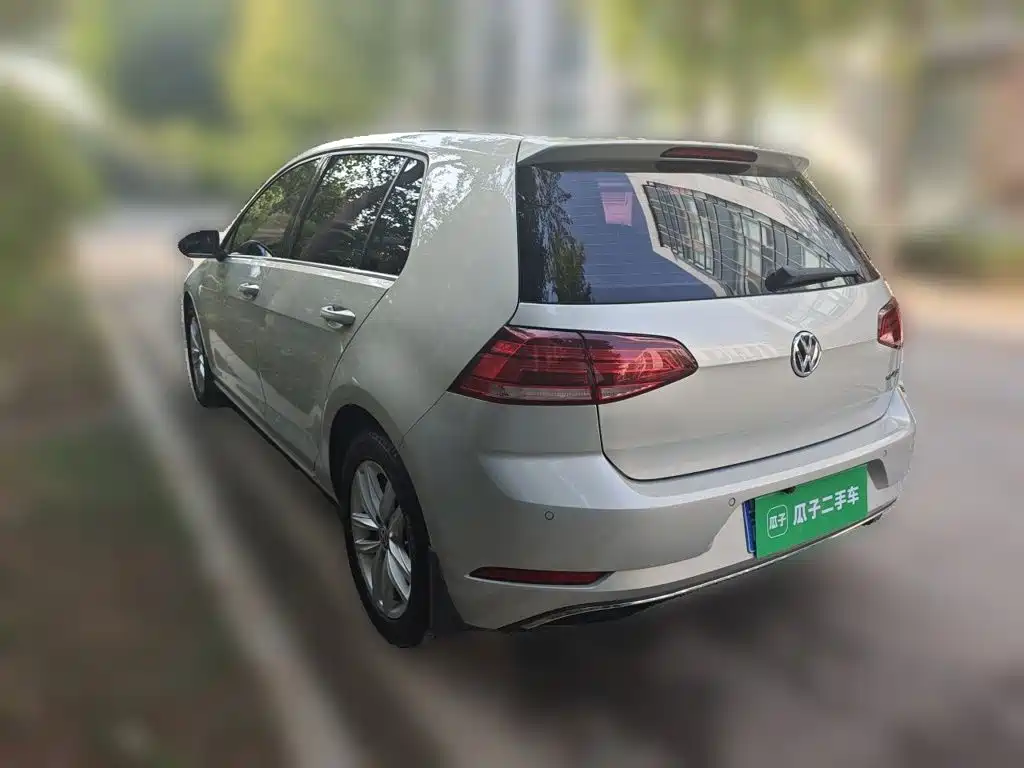Volkswagen Golf — миниатюра 4