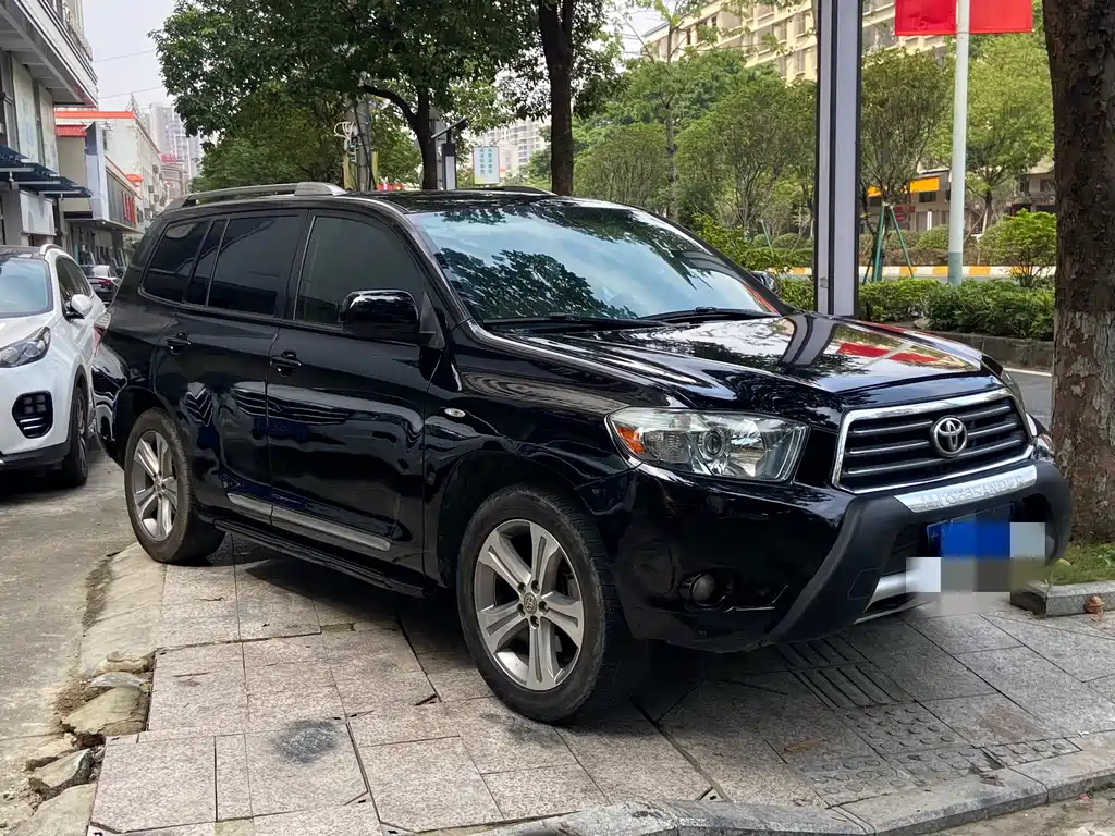 Toyota Highlander — миниатюра 2