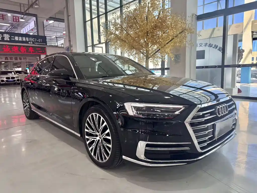 Audi A8 — миниатюра 3