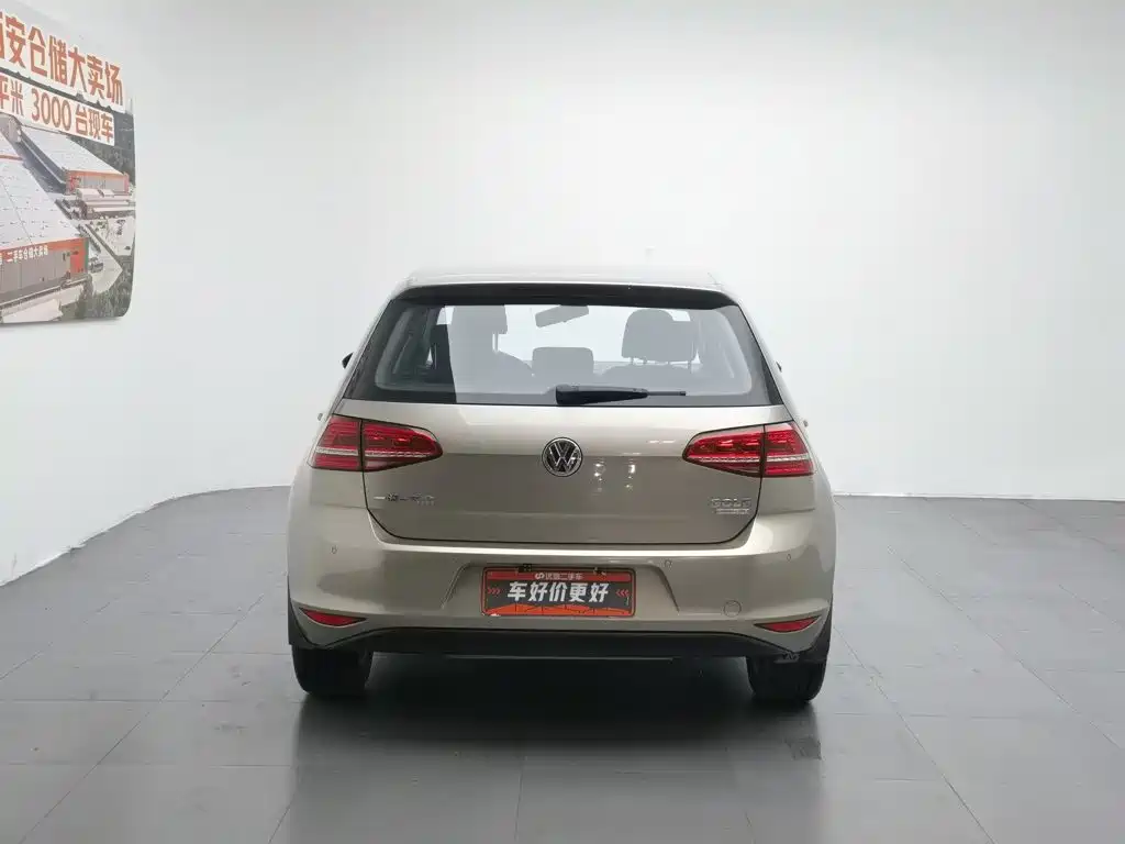 Volkswagen Golf 2015 1.6L AT Comfort