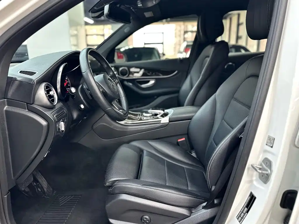 Mercedes-Benz GLC 2016 GLC 260 4MATIC