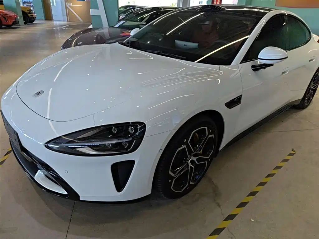 Xiaomi SU7 2025