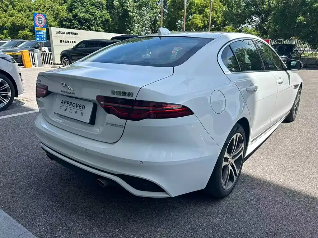 Jaguar XEL 2024 2.0T 250PS R-DYNAMIC S Sport
