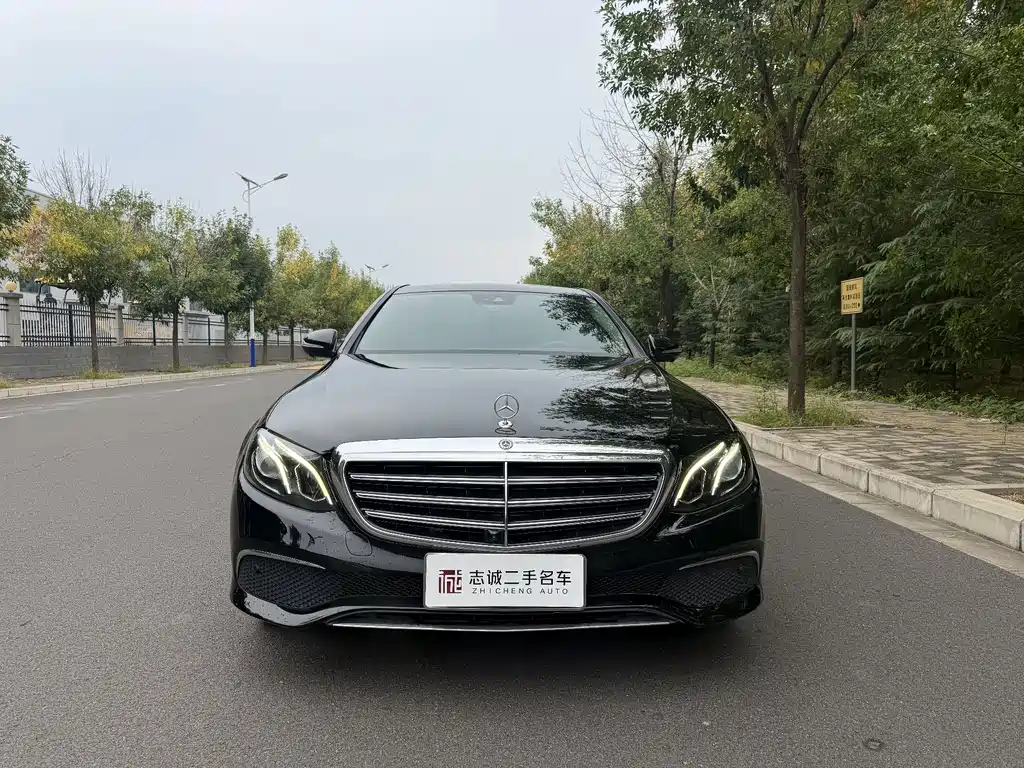 Mercedes-Benz E-Class — миниатюра 5