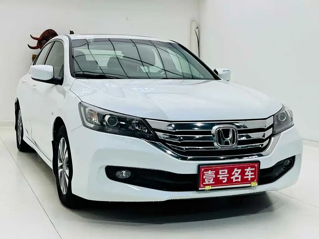 Honda Accord — миниатюра 4