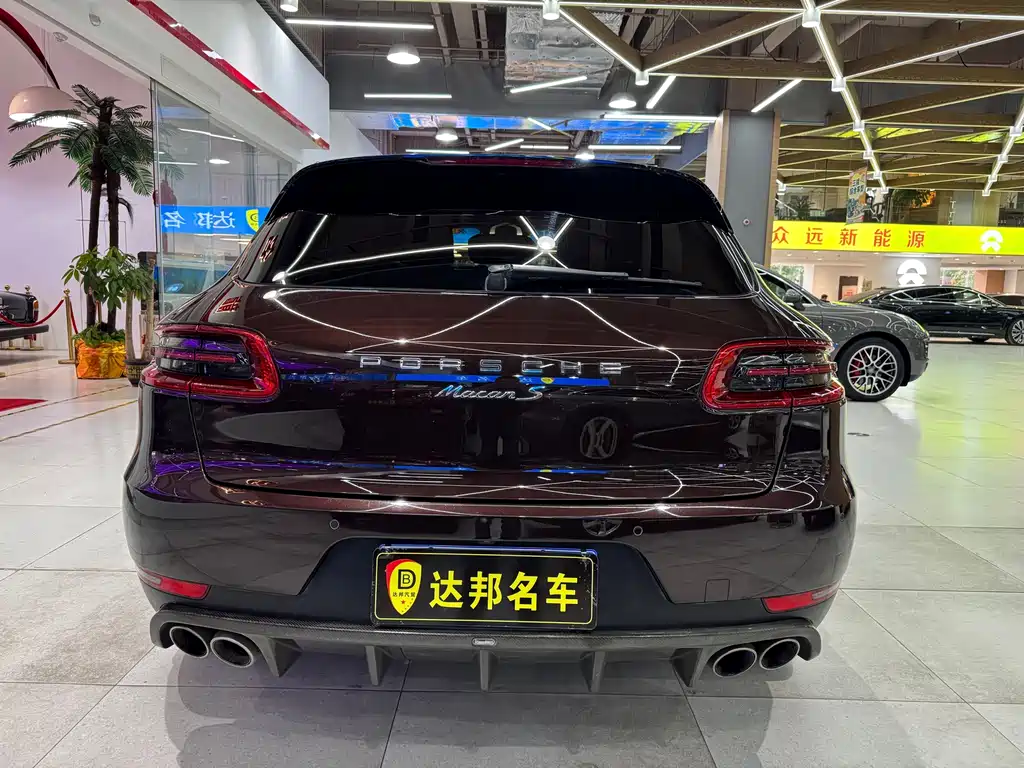 Porsche Macan — миниатюра 15