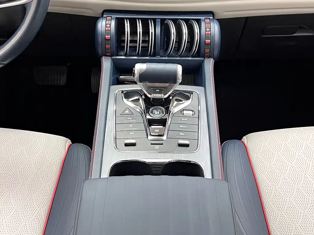 BYD Yuan Plus — миниатюра 16