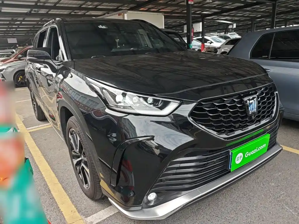 Toyota Crown Kluger — миниатюра 4