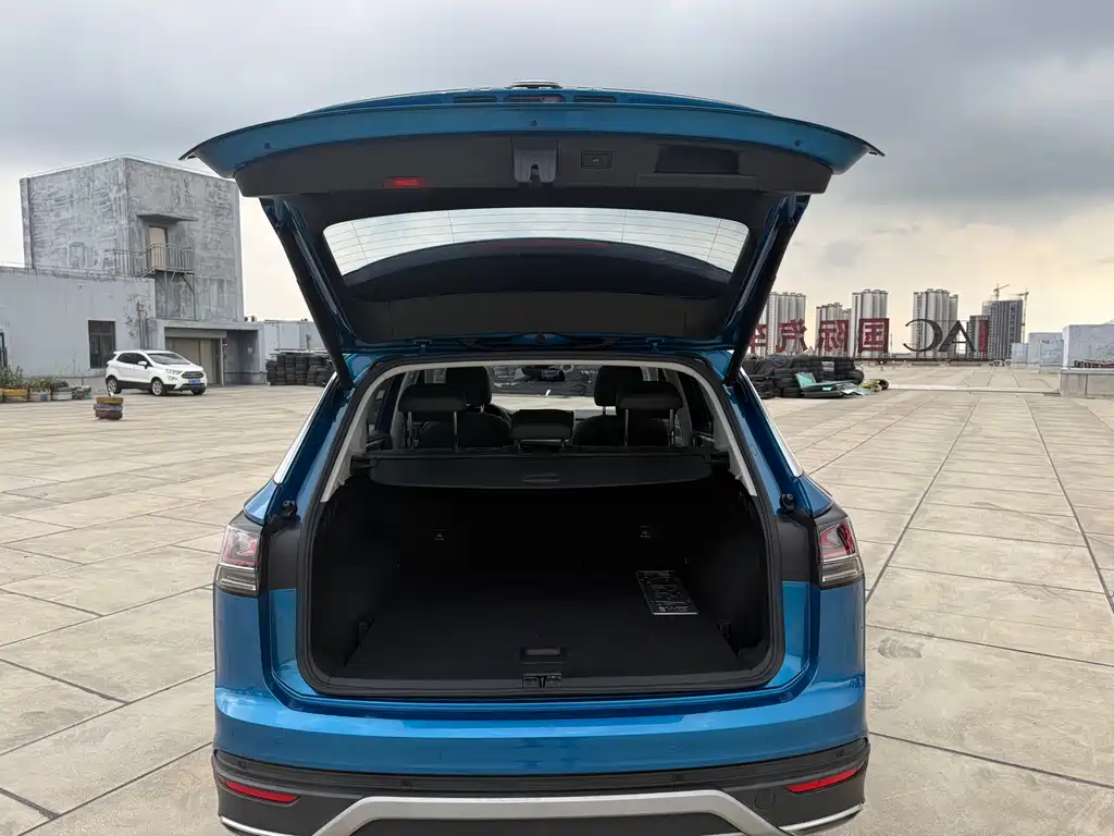 Volkswagen GTE PHEV - фото 17