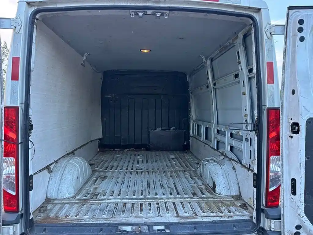 IVECO Ousheng — миниатюра 7