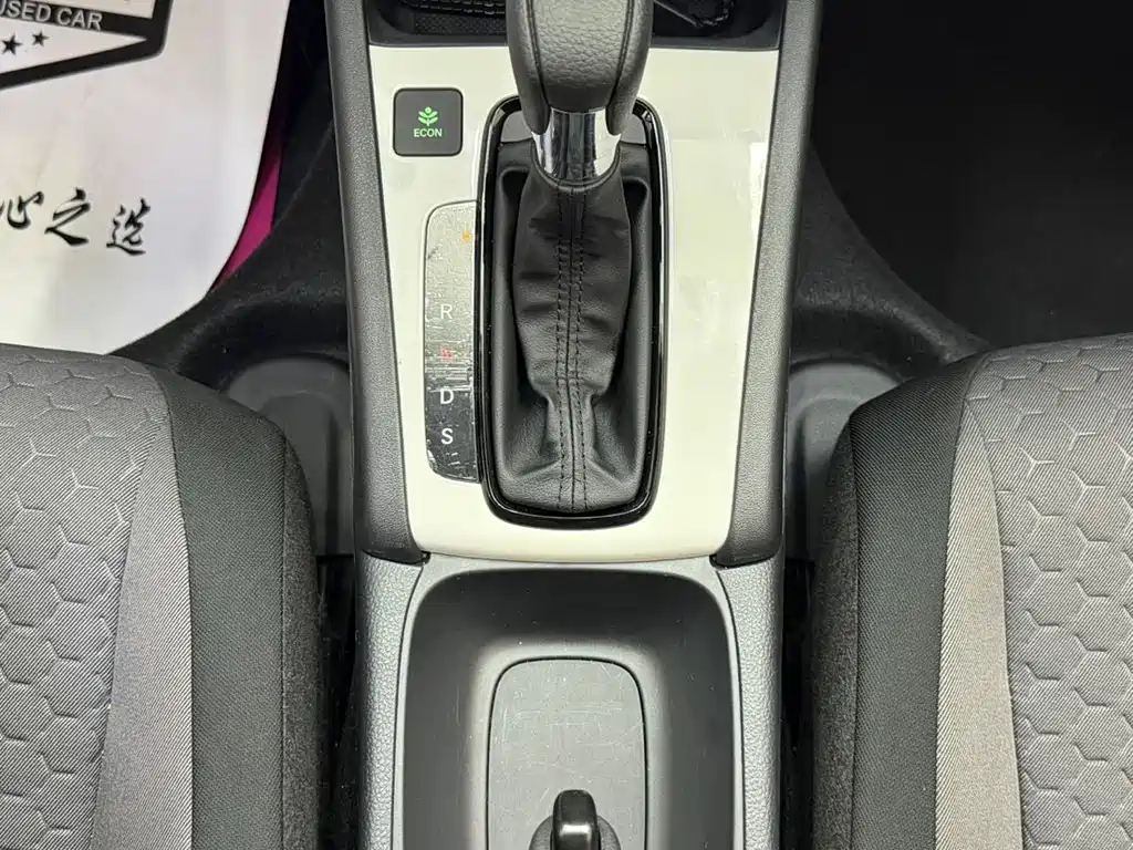 Honda Fit — миниатюра 14
