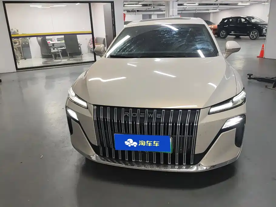 Roewe M7 DMH — миниатюра 2