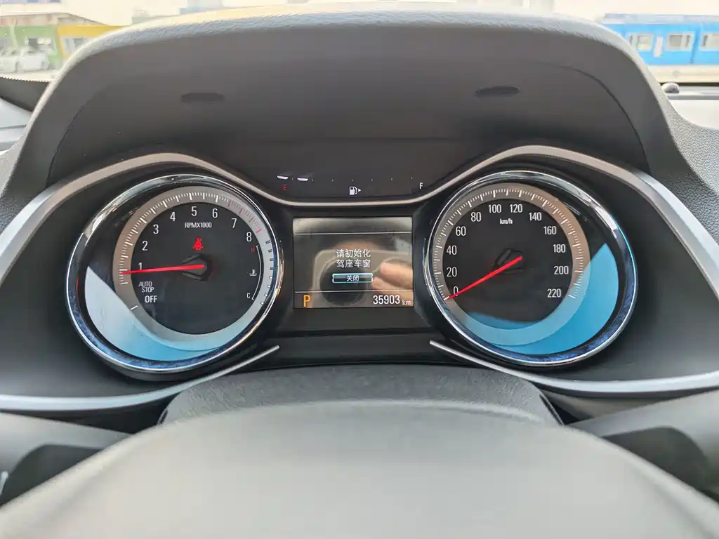Chevrolet Volando — миниатюра 16