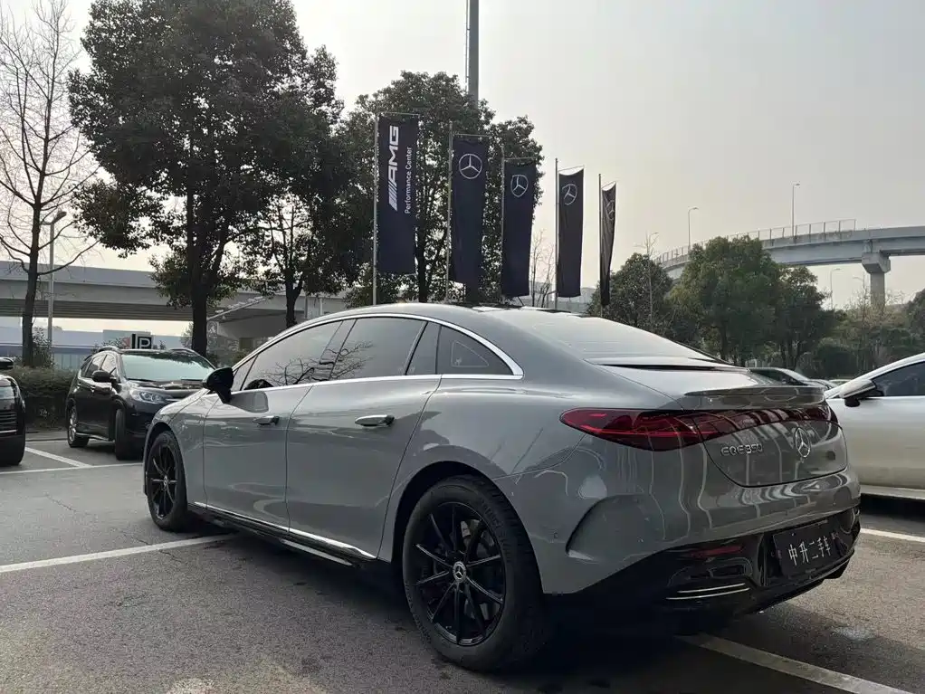 Mercedes-Benz EQE — миниатюра 8