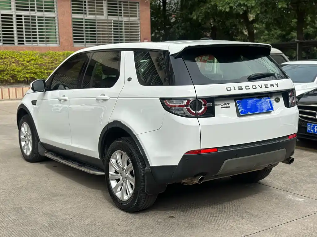 Land Rover Discovery Sport 2016 2.0T SE