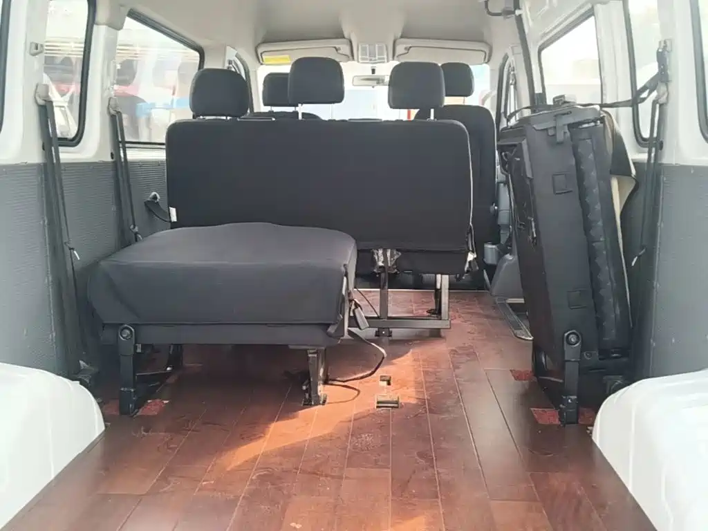 MAXUS V80 — миниатюра 19