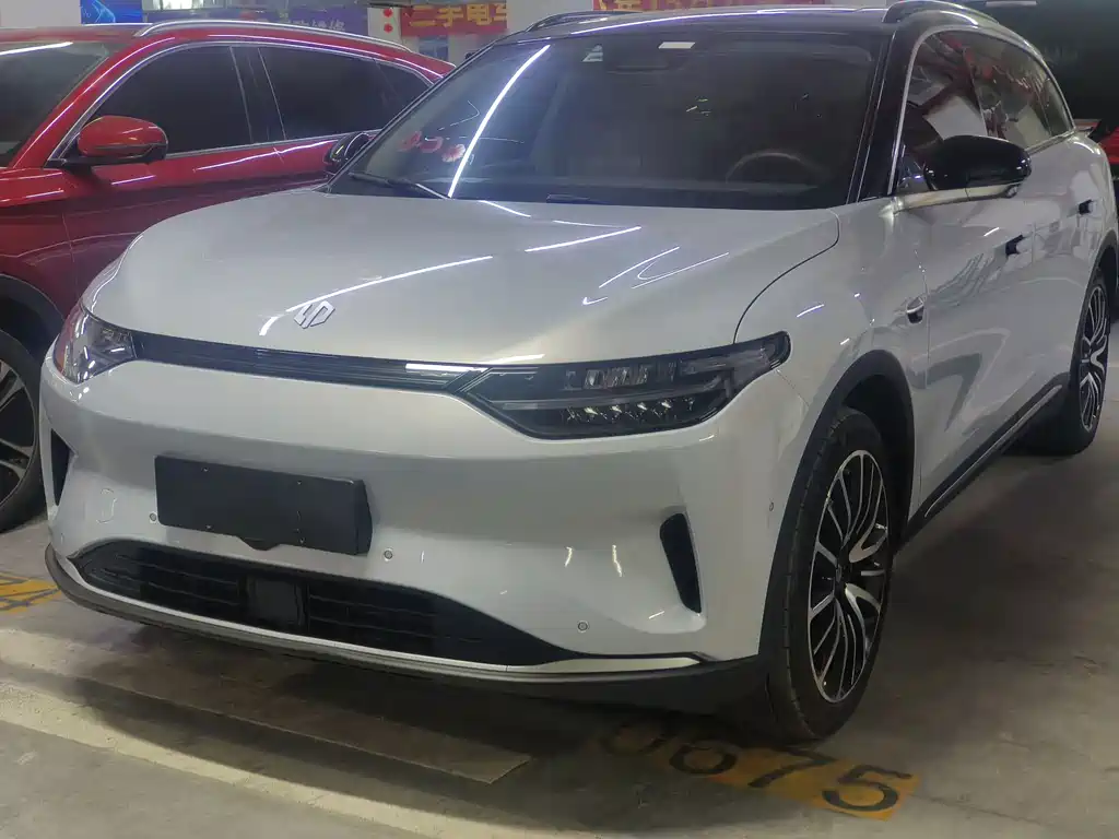 Leapmotor C11