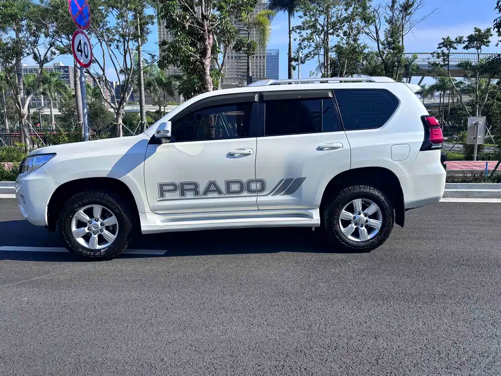 Toyota Land Cruiser Prado 2018 2.7L