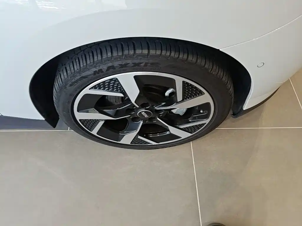 MINI MINI COOPER EV — миниатюра 12