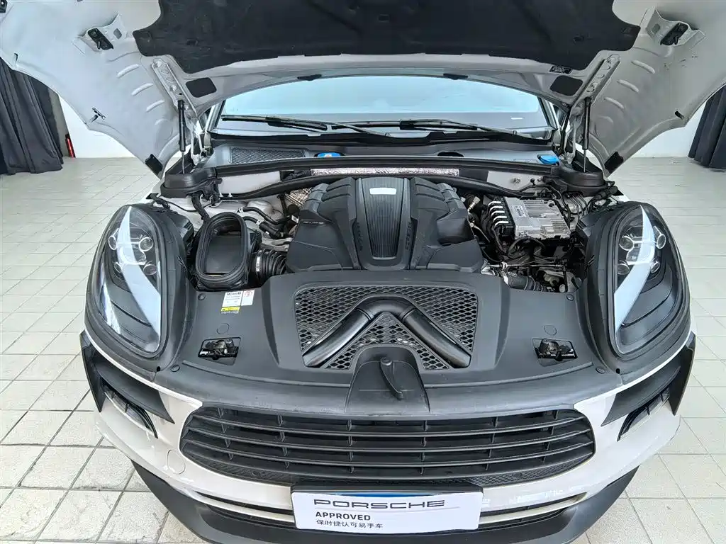 Porsche Macan — миниатюра 24