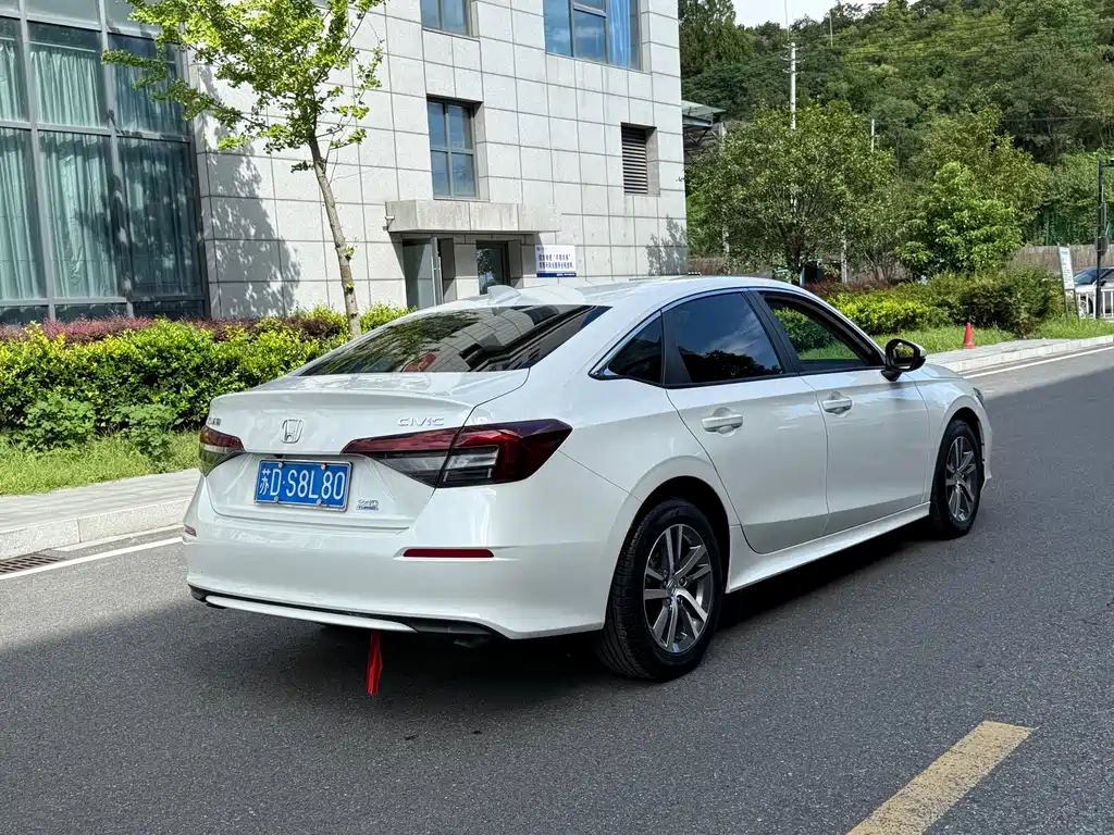 Honda Civic — миниатюра 6