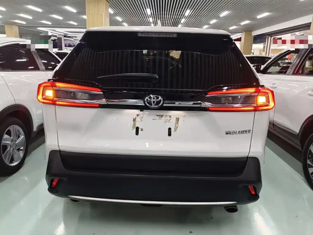 Toyota Wildlander 2022 2.0L CVT Luxury