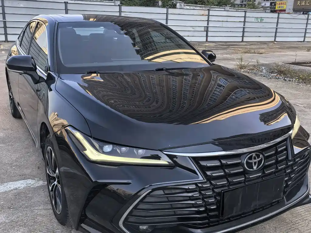 Toyota Avalon — миниатюра 3
