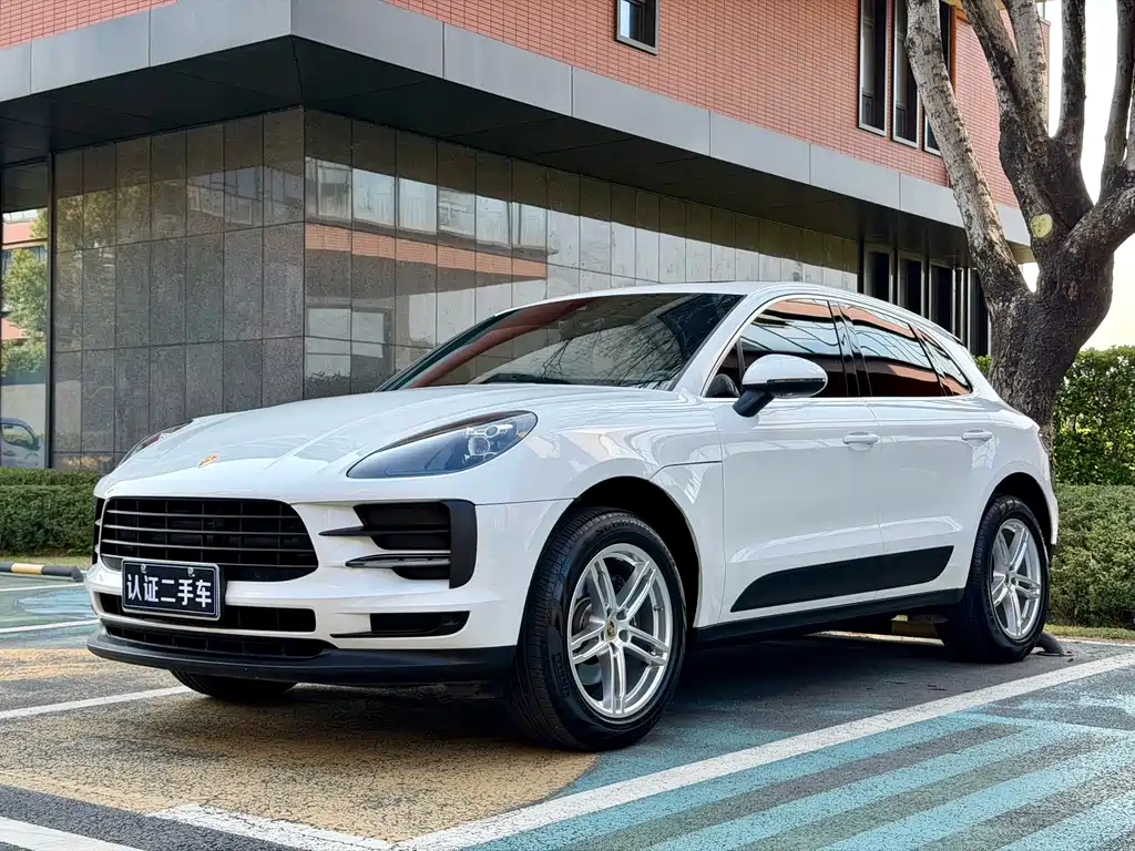 Porsche Macan 2020