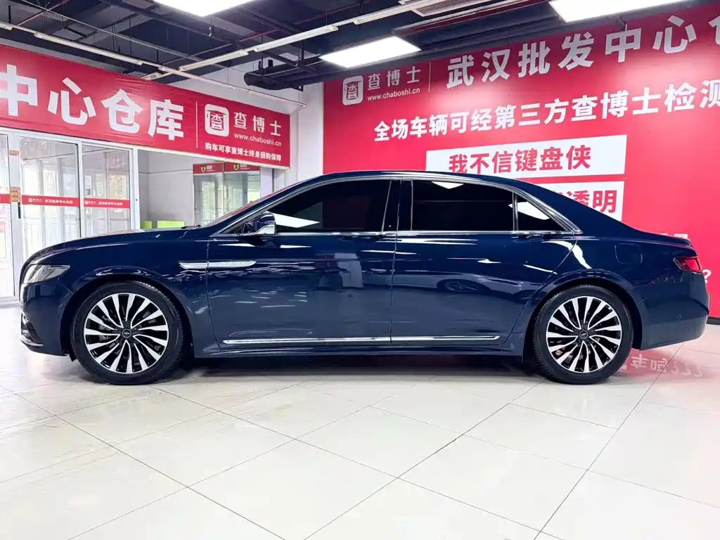 Lincoln Continental — миниатюра 4