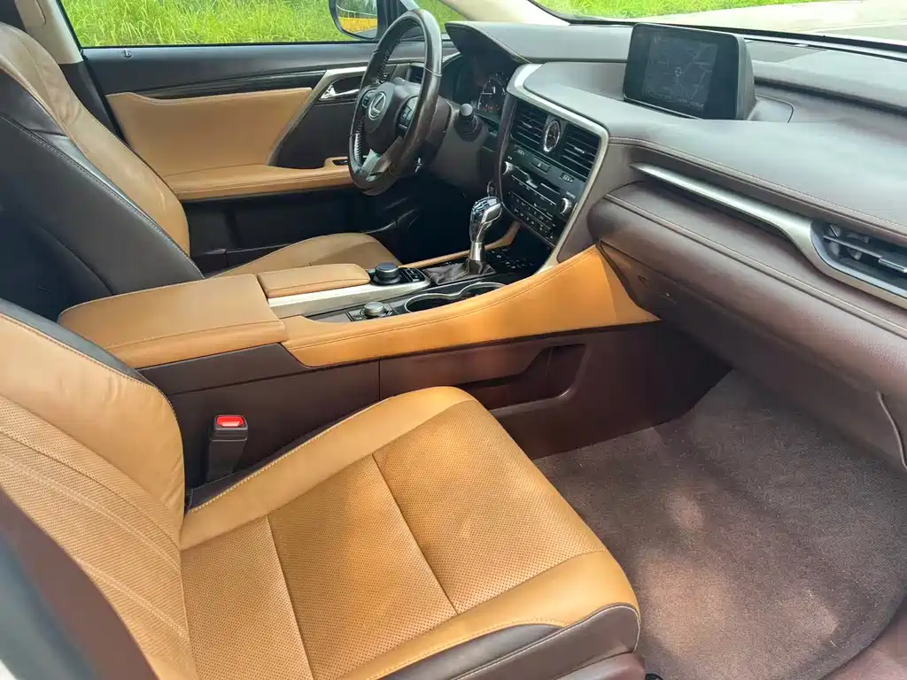 Lexus RX — миниатюра 4