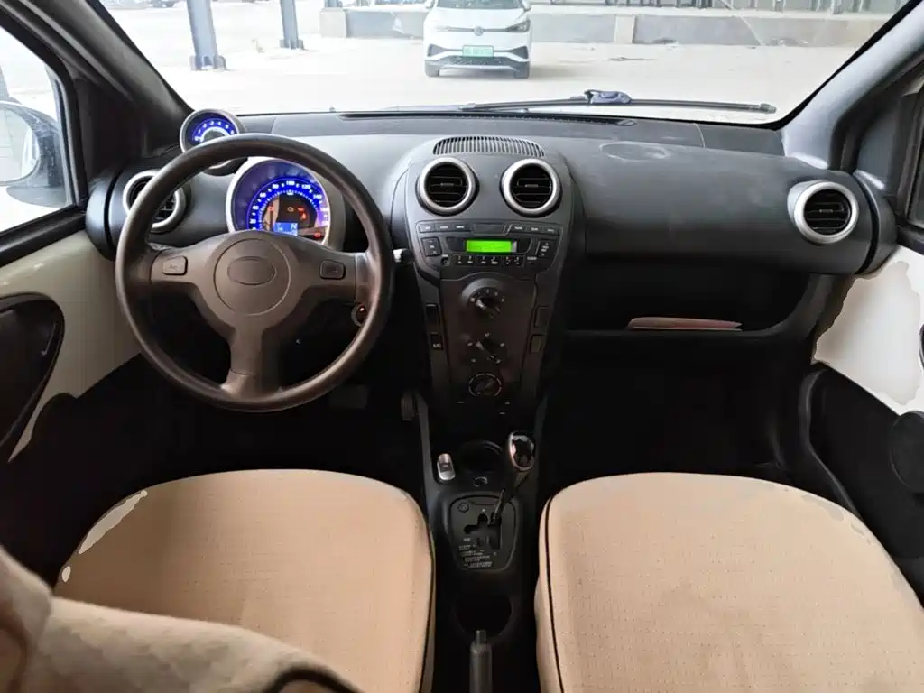 BYD F0 — миниатюра 10