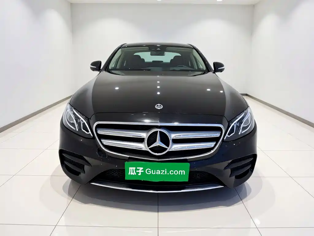 Mercedes-Benz E-Class — миниатюра 2
