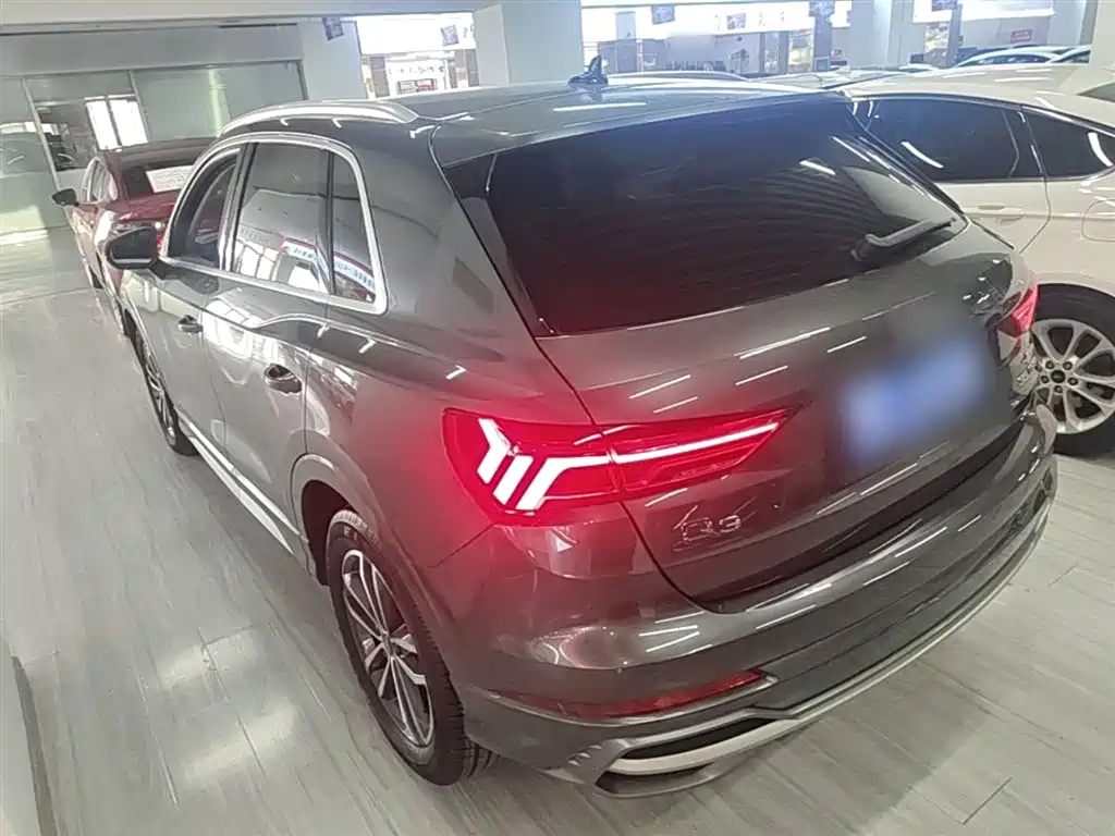 Audi Q3 2021 35 TFSI