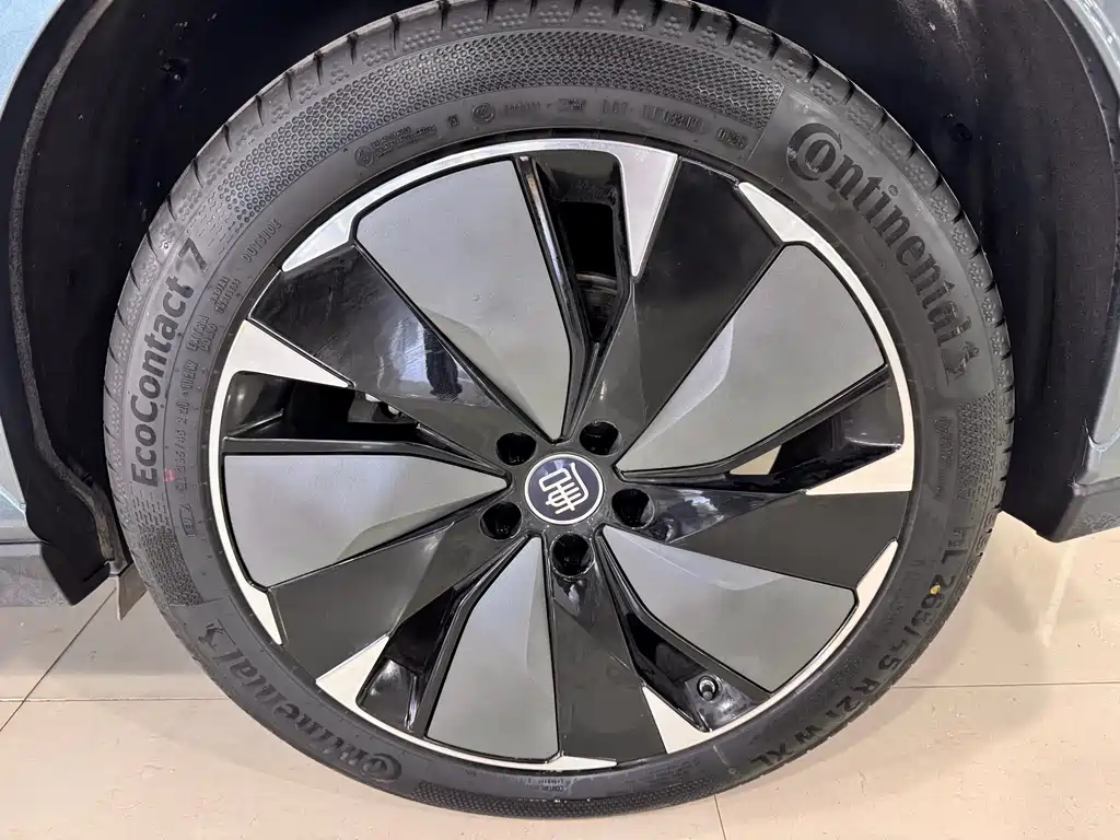 BYD Tang L - фото 11
