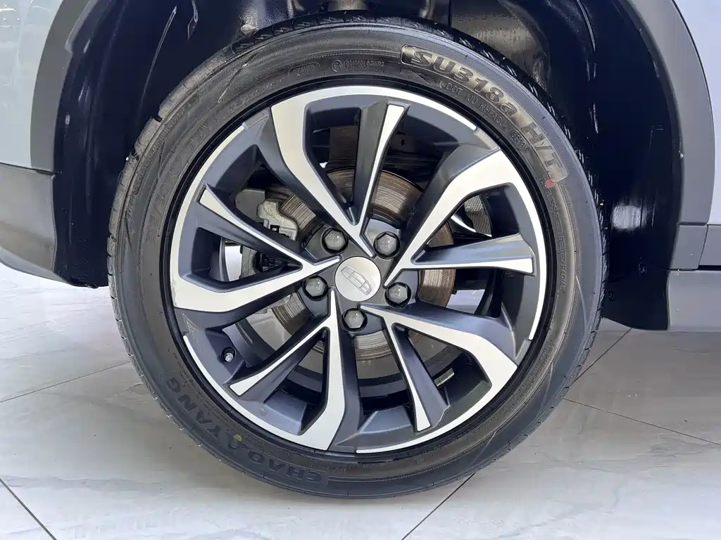 Geely Emgrand S — миниатюра 19