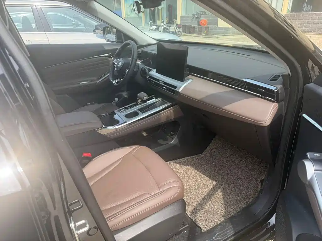 GAC Motor Trumpchi GS4 — миниатюра 4