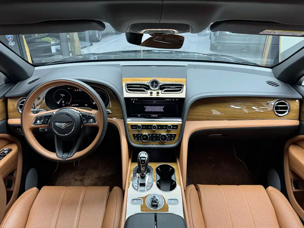 Bentley Bentayga — фотографии объявления, Фото 21