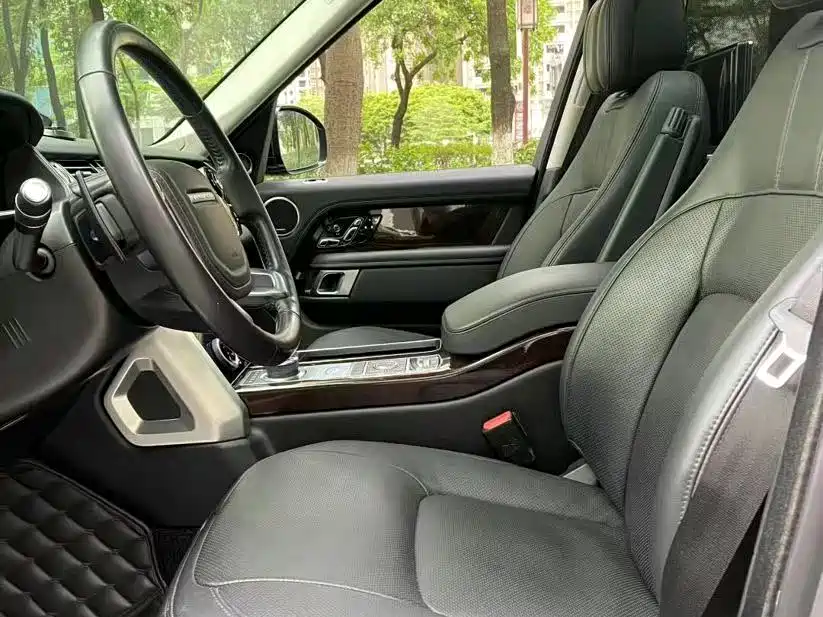 Land Rover Range Rover — миниатюра 8