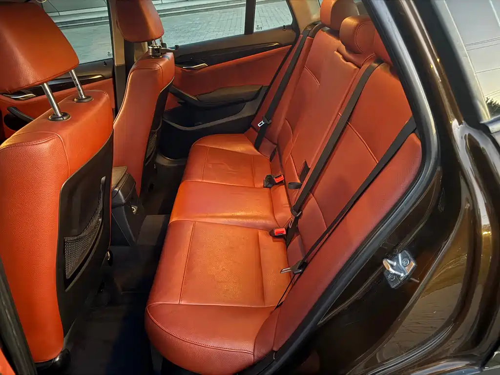BMW X1 (Import) — миниатюра 13