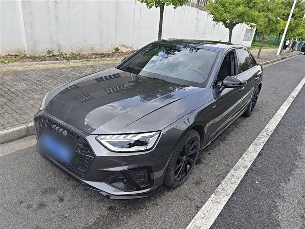 Audi A4L 2023